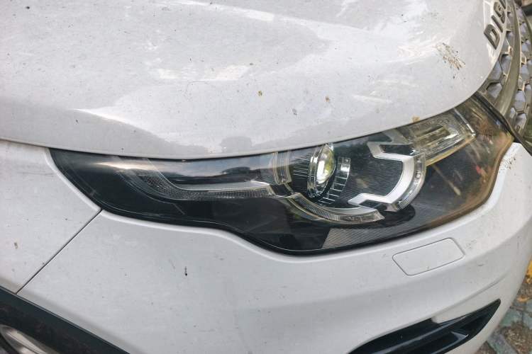 Used Land Rover Discovery Sport 2017 2.0T SE Right Front Headlight
