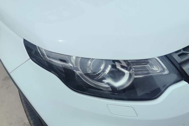 Used Land Rover Discovery Sport 2017 2.0T PURE Right Front Headlight