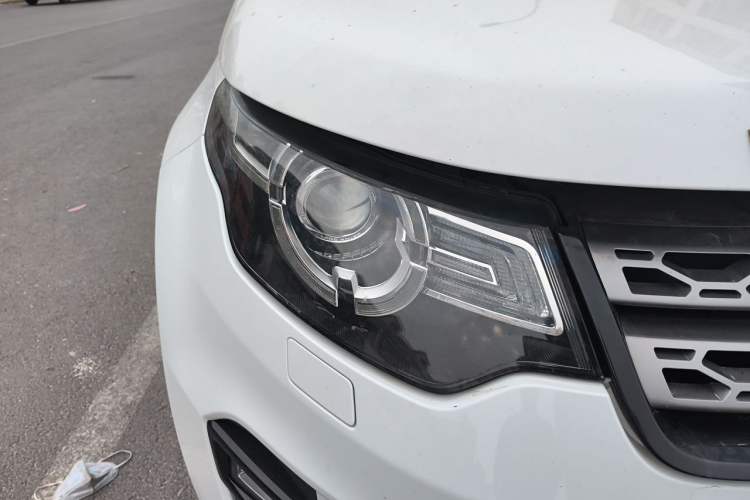 Used Land Rover Discovery Sport 2017 2.0T SE Right Front Headlight