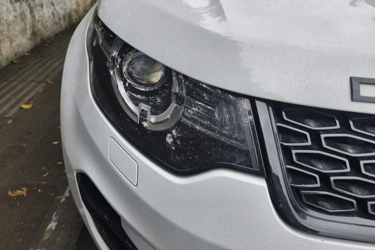 Used Land Rover Discovery Sport 2017 2.0T HSE Right Front Headlight