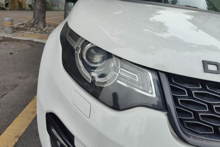 Used Land Rover Discovery Sport 2017 2.0T HSE Right Front Headlight