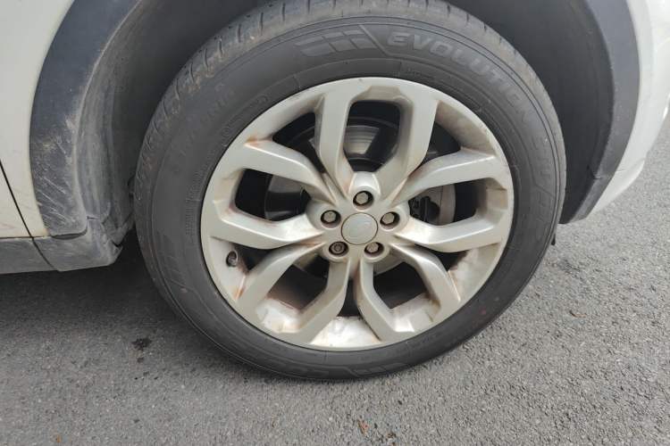 Used Land Rover Discovery Sport 2017 2.0T HSE Right Front Wheel Hub