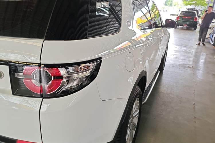 Used Land Rover Discovery Sport 2017 2.0T PURE Right Rear Taillight