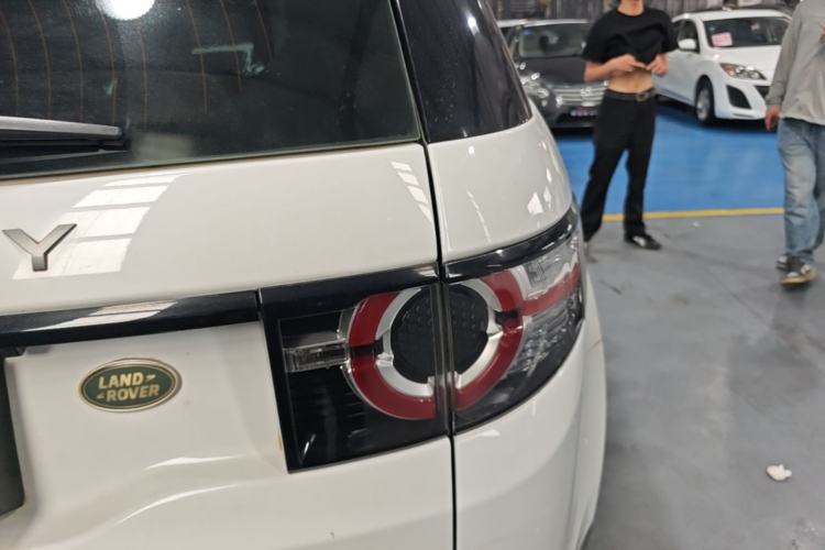 Used Land Rover Discovery Sport 2017 2.0T SE Right Rear Taillight