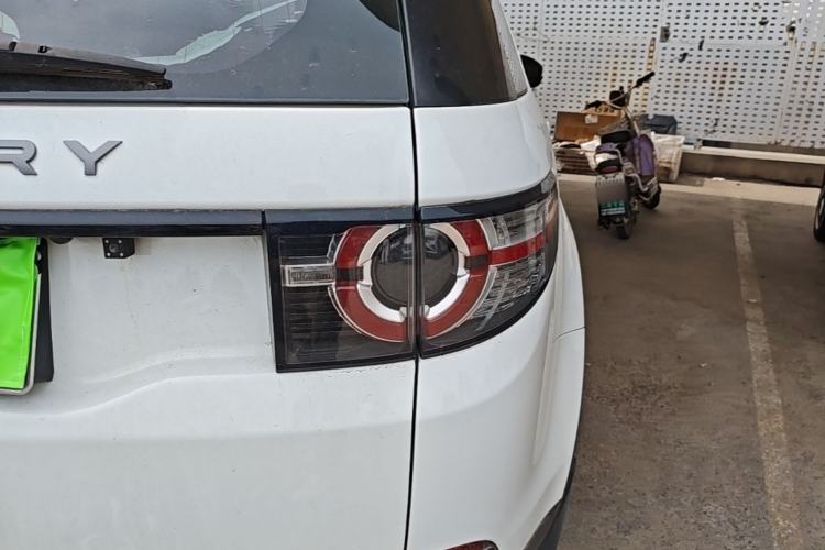 Used Land Rover Discovery Sport 2017 2.0T SE Right Rear Taillight