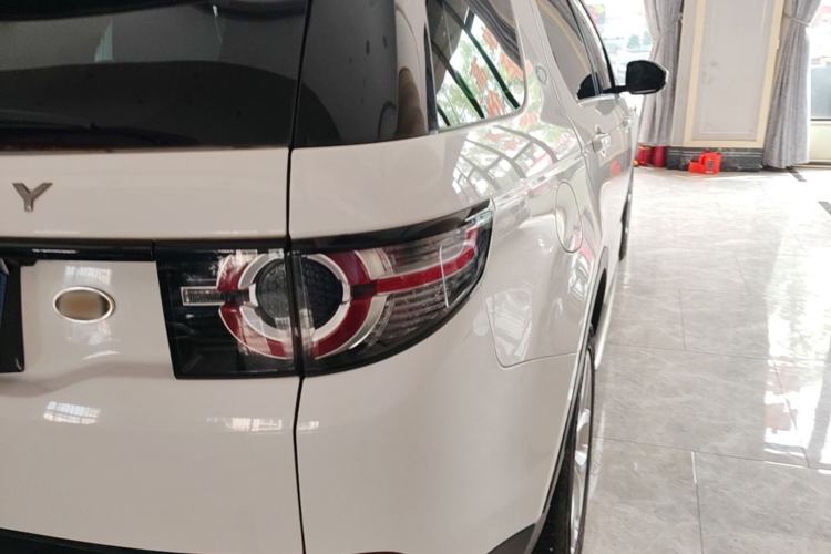 Used Land Rover Discovery Sport 2017 2.0T HSE Right Rear Taillight