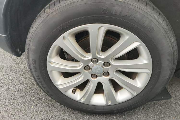 Used Land Rover Discovery Sport 2017 2.0T SE Right Rear Wheel Hub