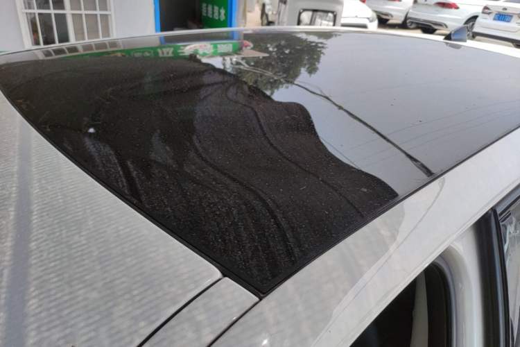 Used Land Rover Discovery Sport 2017 2.0T SE Roof