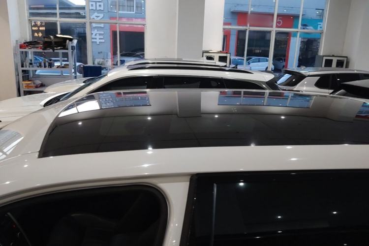 Used Land Rover Discovery Sport 2017 2.0T SE Roof
