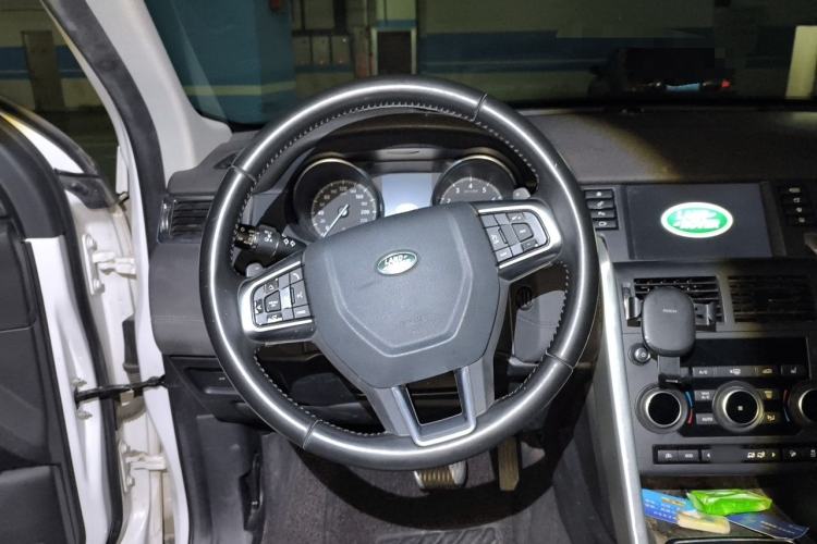 Used Land Rover Discovery Sport 2017 2.0T HSE Steering Wheel