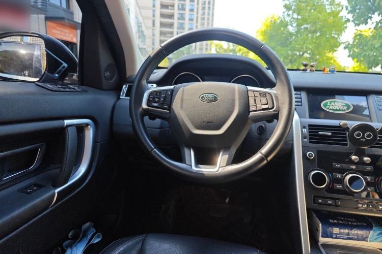 Used Land Rover Discovery Sport 2017 2.0T SE Steering Wheel