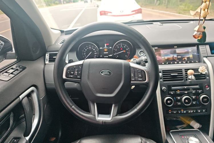 Used Land Rover Discovery Sport 2017 2.0T HSE Steering Wheel