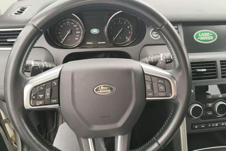 Used Land Rover Discovery Sport 2017 2.0T SE Steering Wheel