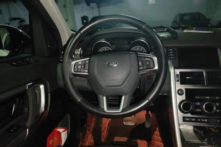 Used Land Rover Discovery Sport 2017 2.0T SE Steering Wheel