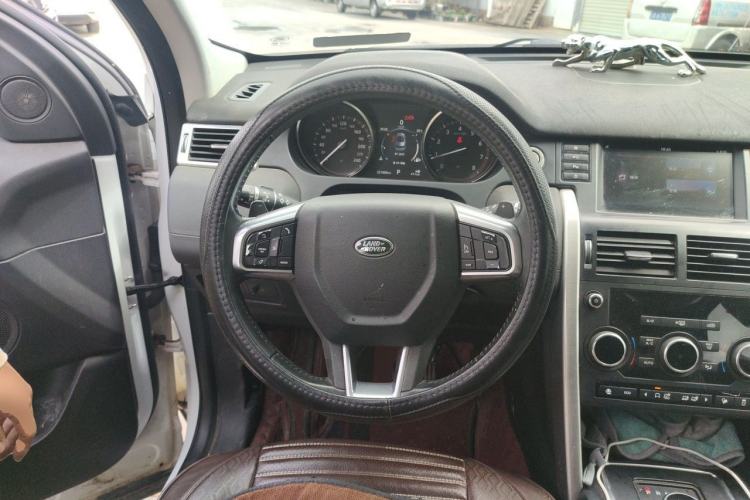 Used Land Rover Discovery Sport 2017 2.0T SE Steering Wheel