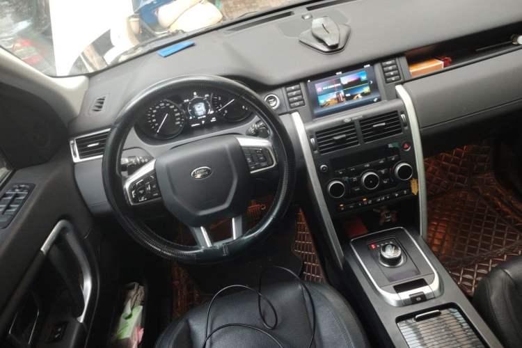 Used Land Rover Discovery Sport 2017 2.0T HSE Steering Wheel