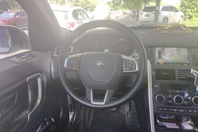 Used Land Rover Discovery Sport 2017 2.0T SE Steering Wheel