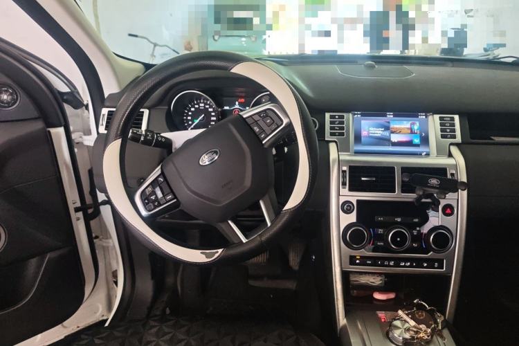 Used Land Rover Discovery Sport 2017 2.0T SE Steering Wheel