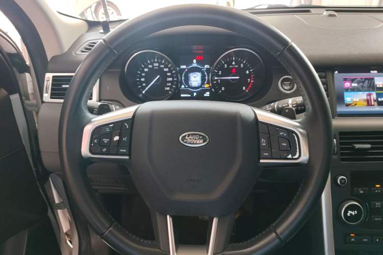 Used Land Rover Discovery Sport 2017 2.0T HSE Steering Wheel