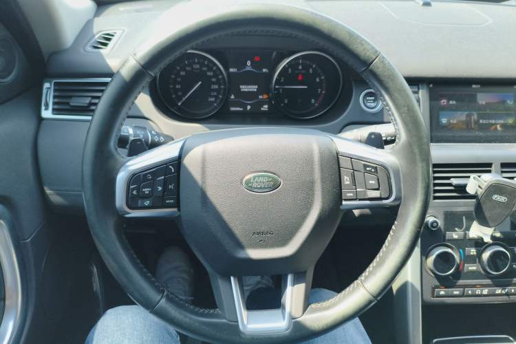 Used Land Rover Discovery Sport 2017 2.0T HSE Steering Wheel