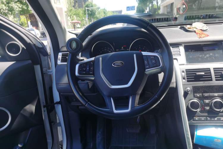 Used Land Rover Discovery Sport 2017 2.0T HSE Steering Wheel