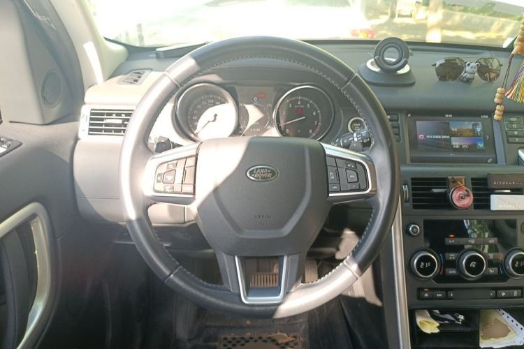 Used Land Rover Discovery Sport 2017 2.0T SE Steering Wheel