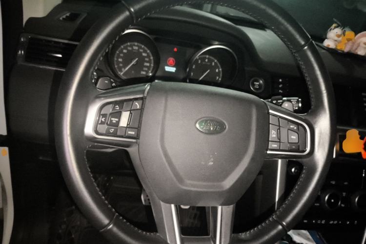Used Land Rover Discovery Sport 2017 2.0T SE Steering Wheel