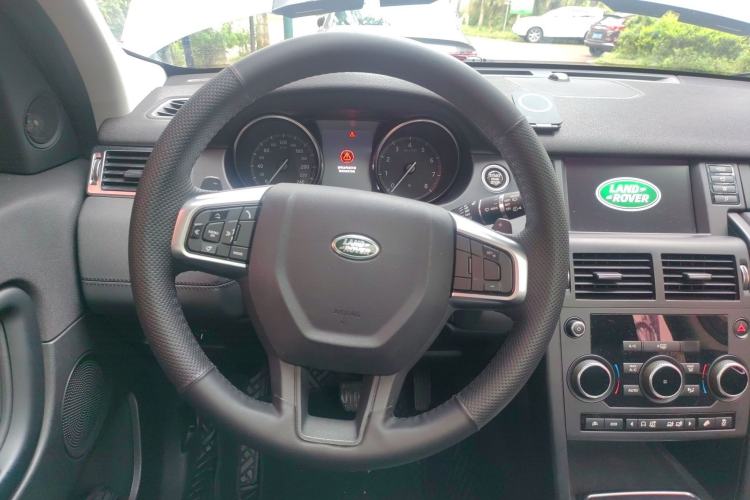 Used Land Rover Discovery Sport 2017 2.0T PURE Steering Wheel