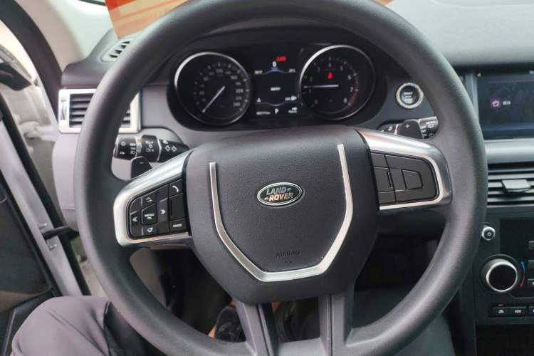 Used Land Rover Discovery Sport 2017 2.0T PURE Steering Wheel