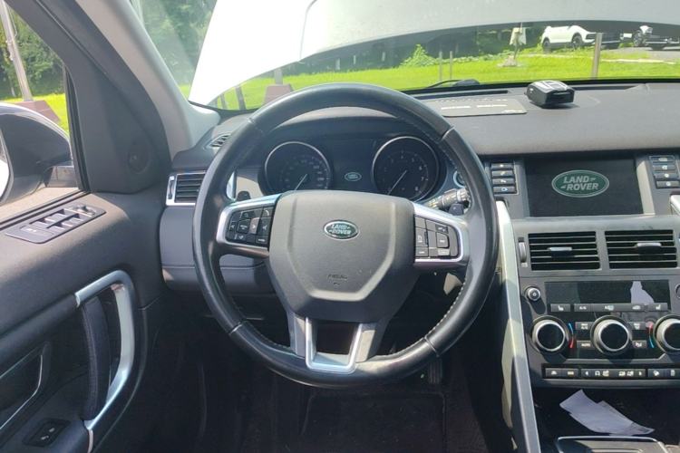 Used Land Rover Discovery Sport 2017 2.0T HSE Steering Wheel