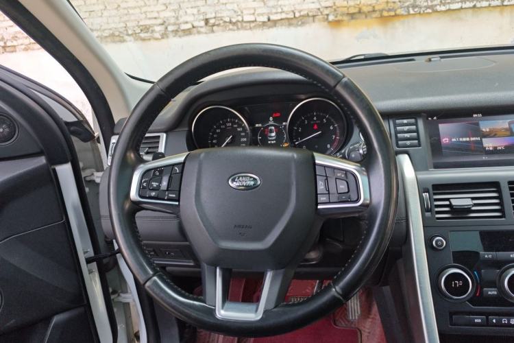 Used Land Rover Discovery Sport 2017 2.0T SE Steering Wheel