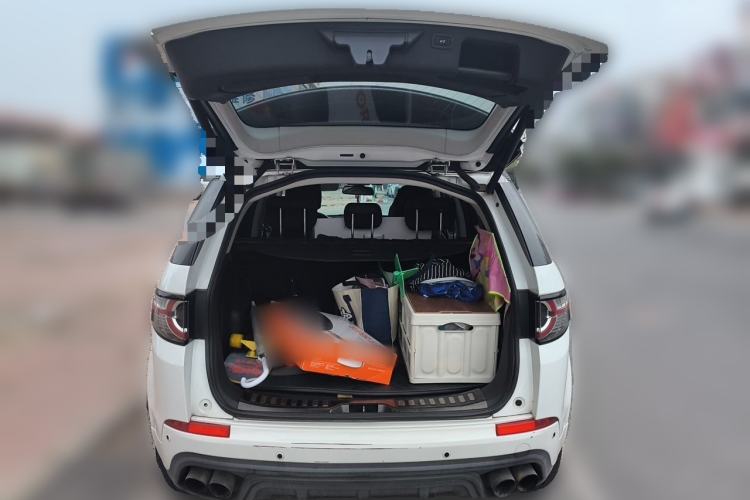 Used Land Rover Discovery Sport 2017 2.0T SE Trunk
