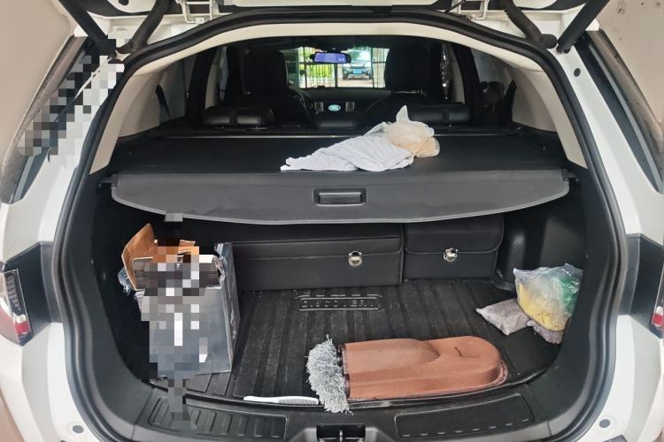 Used Land Rover Discovery Sport 2017 2.0T SE Trunk