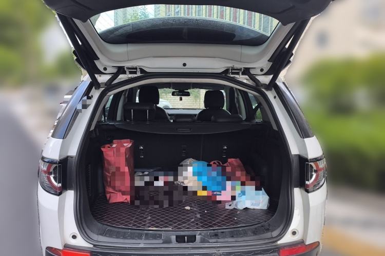 Used Land Rover Discovery Sport 2017 2.0T SE Trunk