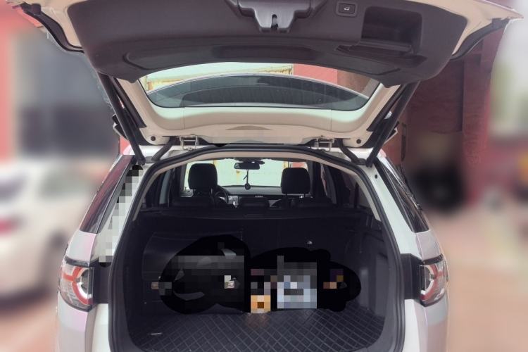 Used Land Rover Discovery Sport 2017 2.0T SE Trunk