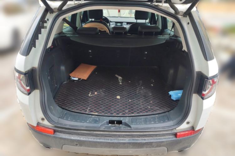 Used Land Rover Discovery Sport 2017 2.0T SE Trunk