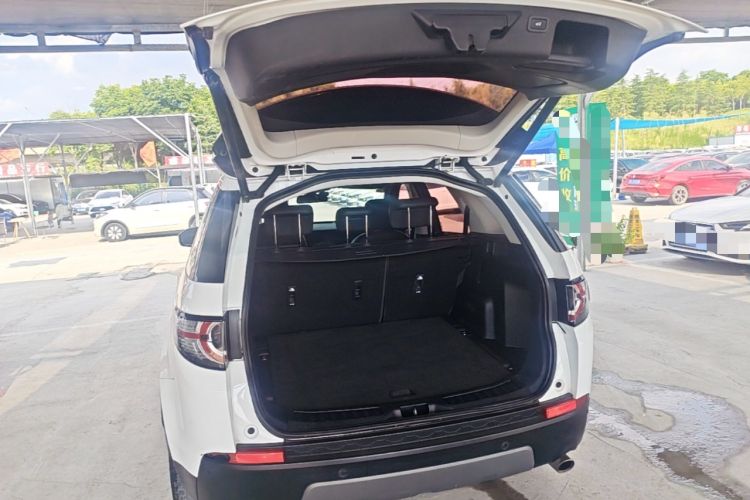 Used Land Rover Discovery Sport 2017 2.0T SE Trunk