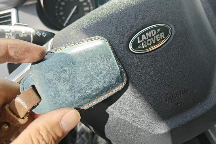 Used Land Rover Discovery Sport 2017 2.0T HSE Vehicle Key