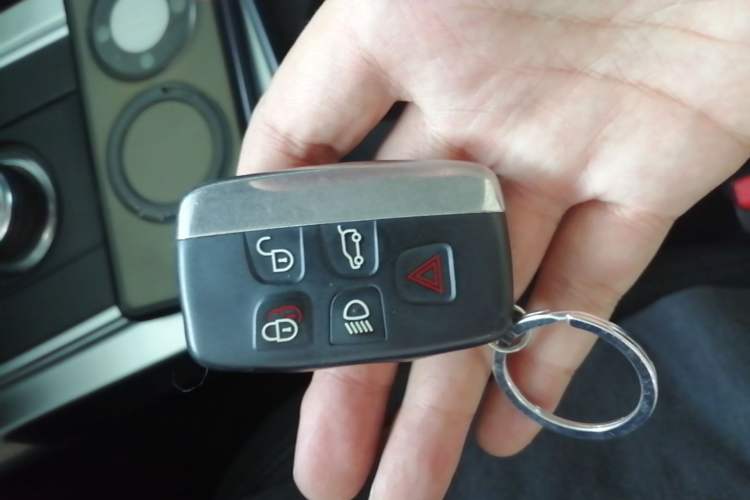 Used Land Rover Discovery Sport 2017 2.0T SE Vehicle Key