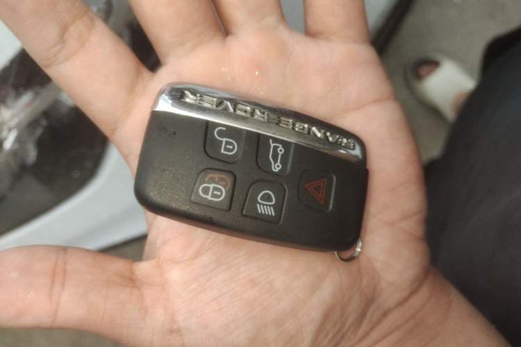 Used Land Rover Discovery Sport 2017 2.0T PURE Vehicle Key