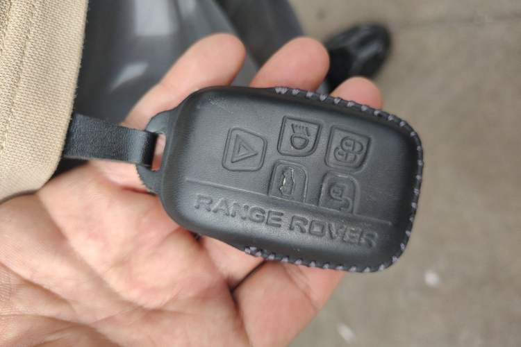 Used Land Rover Discovery Sport 2017 2.0T SE Vehicle Key