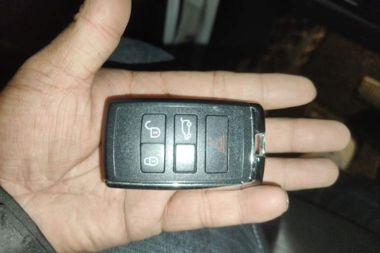 Used Land Rover Discovery Sport 2017 2.0T SE Vehicle Key
