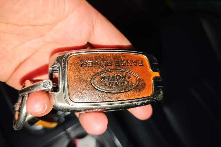 Used Land Rover Discovery Sport 2017 2.0T SE Vehicle Key