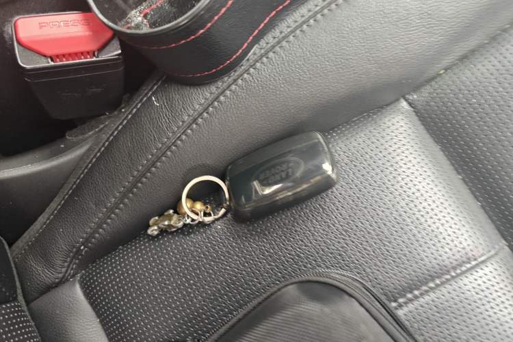 Used Land Rover Discovery Sport 2017 2.0T SE Vehicle Key
