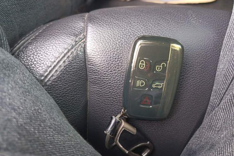 Used Land Rover Discovery Sport 2017 2.0T SE Vehicle Key