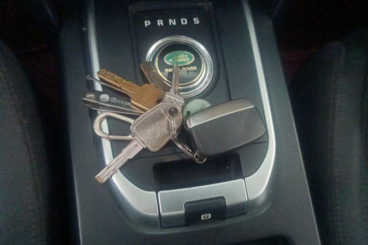 Used Land Rover Discovery Sport 2017 2.0T PURE Vehicle Key