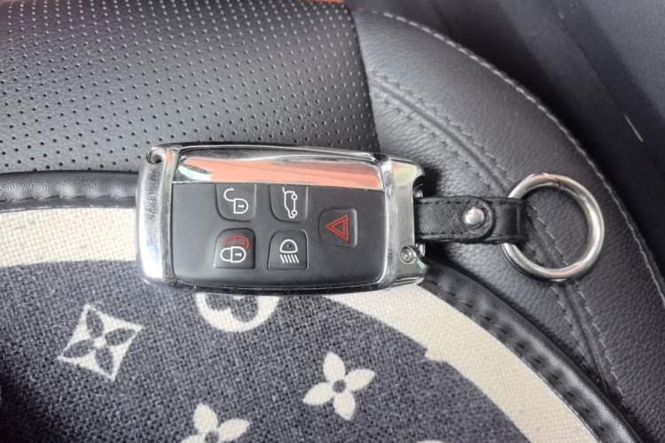 Used Land Rover Discovery Sport 2017 2.0T SE Vehicle Key