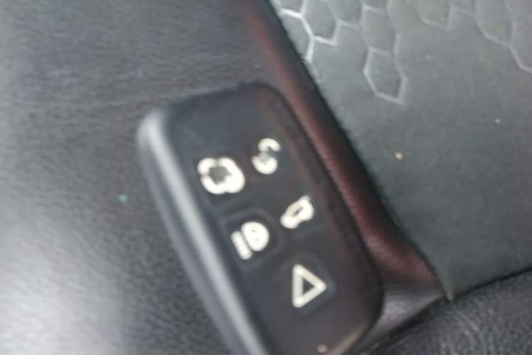 Used Land Rover Discovery Sport 2017 2.0T PURE Vehicle Key