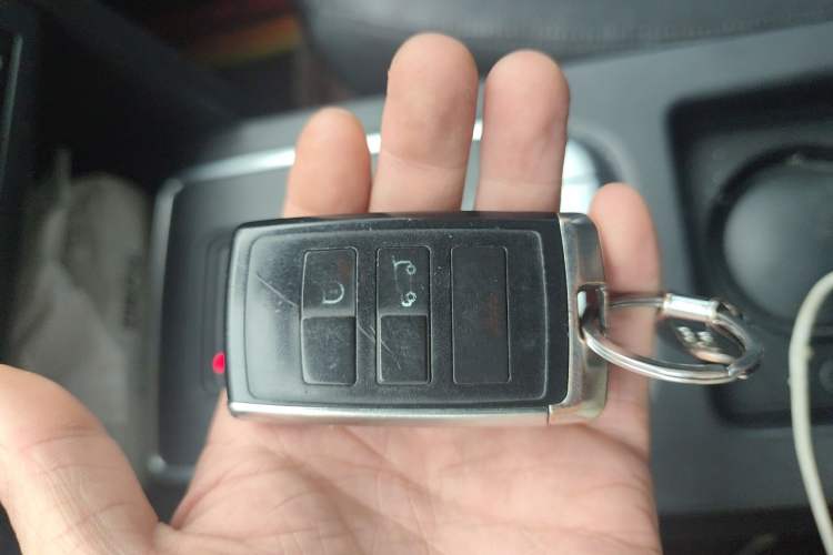 Used Land Rover Discovery Sport 2017 2.0T PURE Vehicle Key