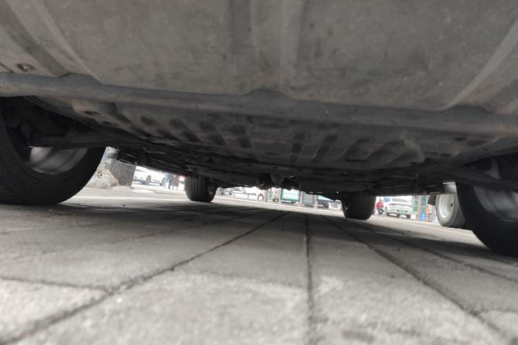 Used Land Rover Discovery Sport 2017 2.0T SE Chassis Front